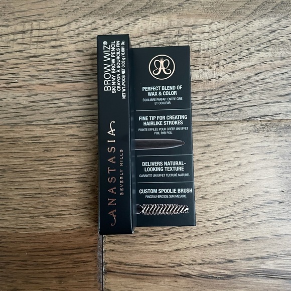 FREE BNIB Anastasia Beverly Hills Brow Wiz Mini - Picture 1 of 5